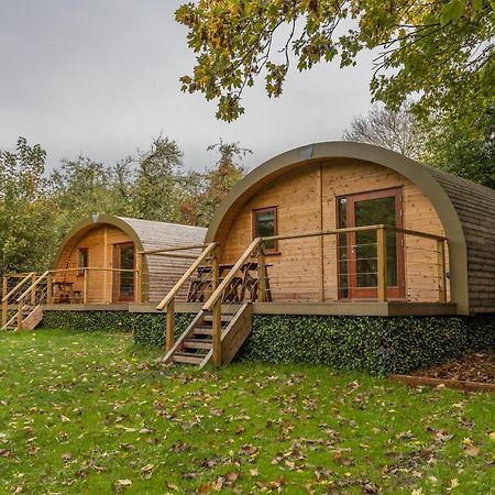 Cosy And Eco-Friendly Cabins Next To 16Th Century Pub Newmarket  Exterior photo